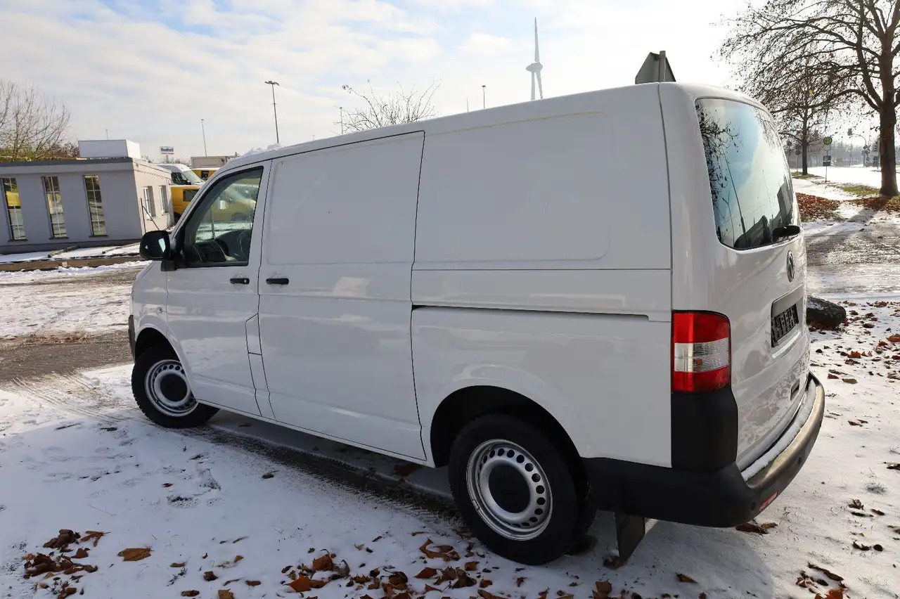 Volkswagen T5 Transporter Kasten-Kombi 2.0 TDI/EU5/1.Hand - Furgon: obrázok 3 Volkswagen T5 Transporter Kasten-Kombi 2.0 TDI/EU5/1.Hand - Furgon: obrázok 3