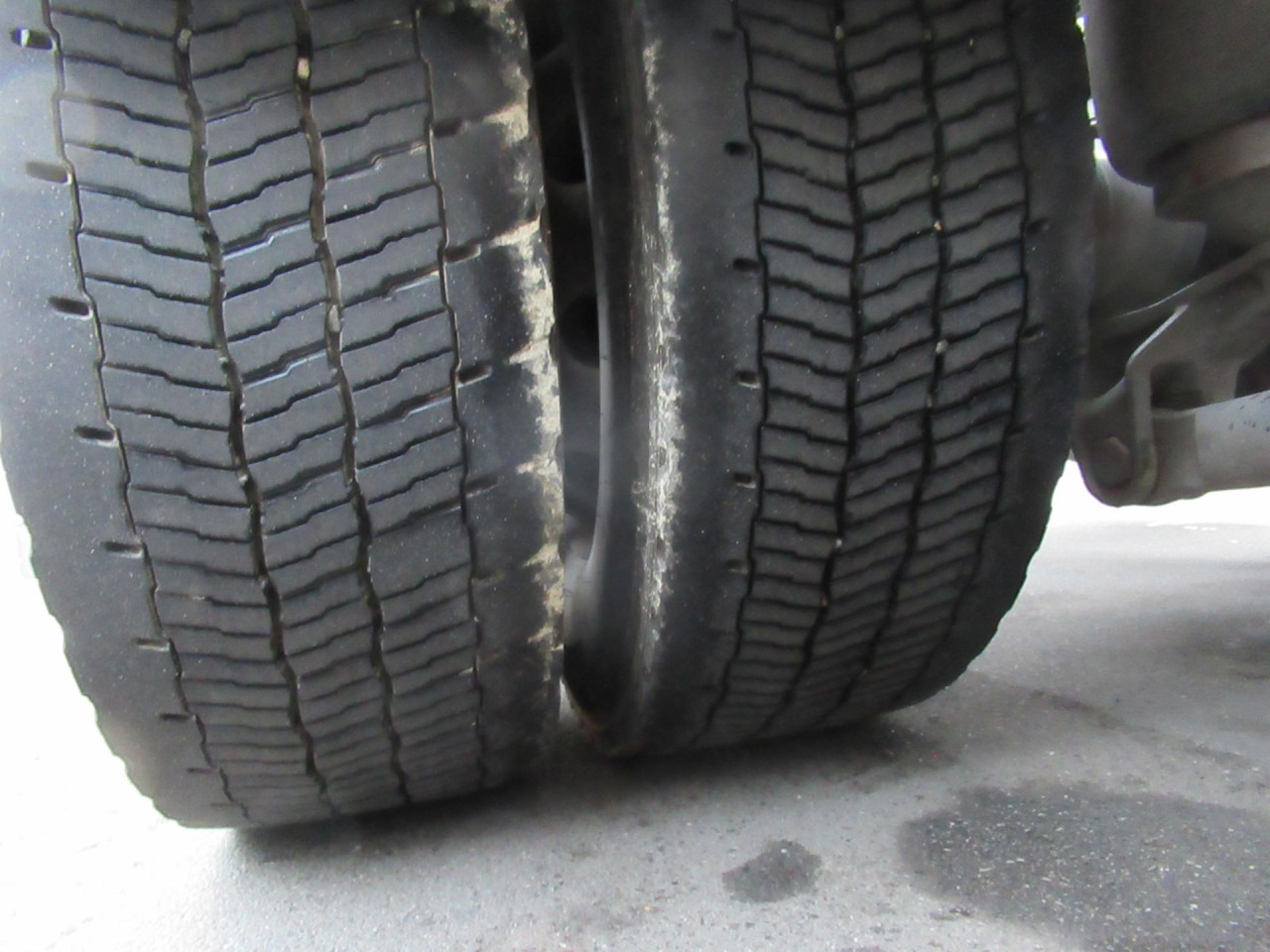 Kontejnérový podvozek/ Výměnná nástavba IVECO Stralis AS260S46Y/FSCMLNG Intarder Klima AHK ZV: obrázok 13 Kontejnérový podvozek/ Výměnná nástavba IVECO Stralis AS260S46Y/FSCMLNG Intarder Klima AHK ZV: obrázok 13