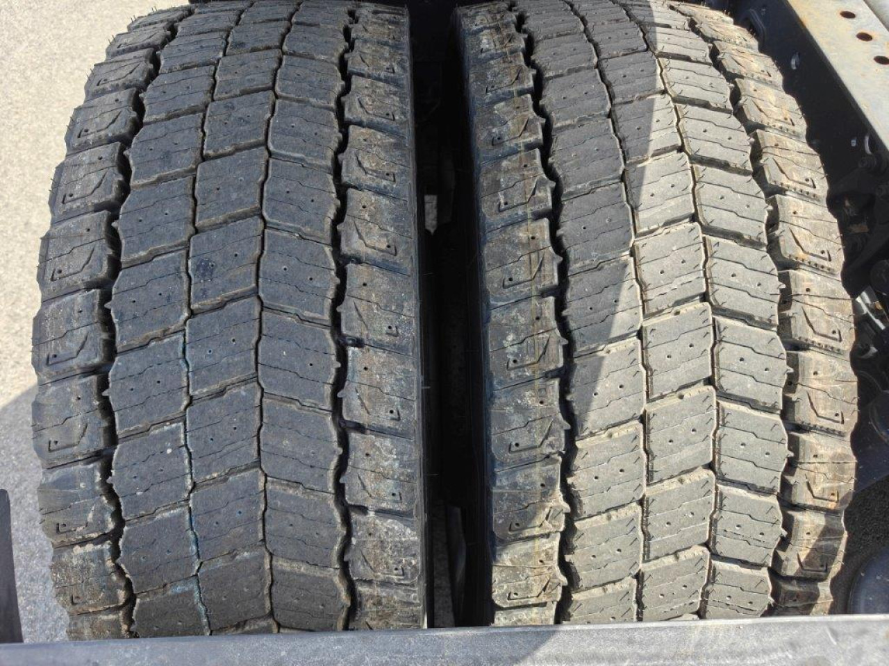 IVECO Stralis AS440S46T/P2LNG Euro6 Intarder Klima - Ťahač: obrázok 4 IVECO Stralis AS440S46T/P2LNG Euro6 Intarder Klima - Ťahač: obrázok 4