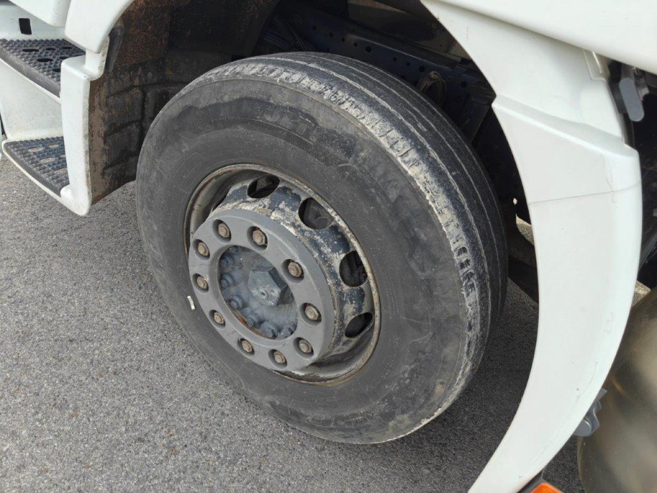 IVECO Stralis AS440S46T/PLNG Intarder Klima Luftfeder ZV - Ťahač: obrázok 5 IVECO Stralis AS440S46T/PLNG Intarder Klima Luftfeder ZV - Ťahač: obrázok 5