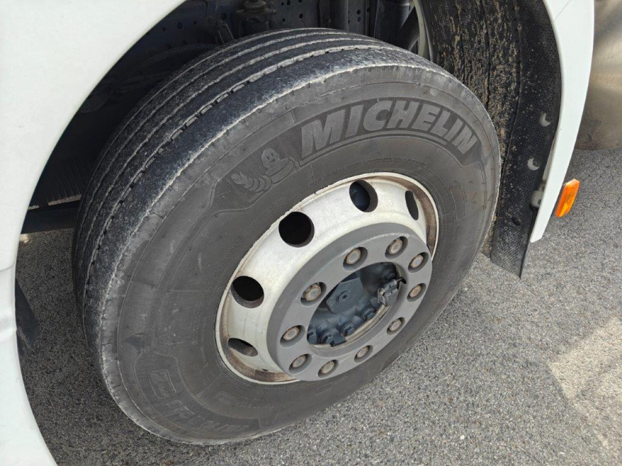 IVECO Stralis AS440S46T/PLNG Intarder Klima Luftfeder ZV - Ťahač: obrázok 5 IVECO Stralis AS440S46T/PLNG Intarder Klima Luftfeder ZV - Ťahač: obrázok 5