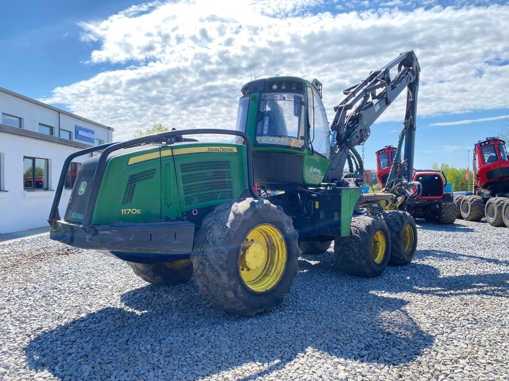 John Deere 1170 E - Lesnícky harvestor: obrázok 3 John Deere 1170 E - Lesnícky harvestor: obrázok 3
