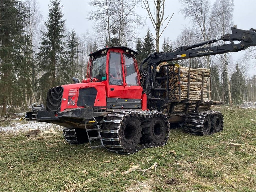Komatsu 855 - Vyvážečka: obrázok 1 Komatsu 855 - Vyvážečka: obrázok 1