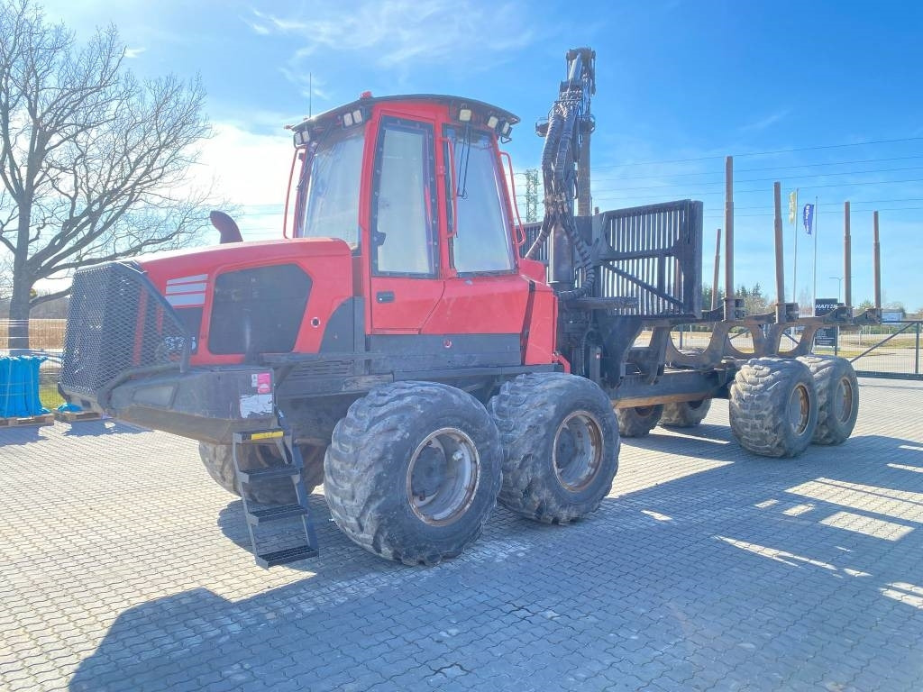 Komatsu 875 - Vyvážečka: obrázok 1 Komatsu 875 - Vyvážečka: obrázok 1