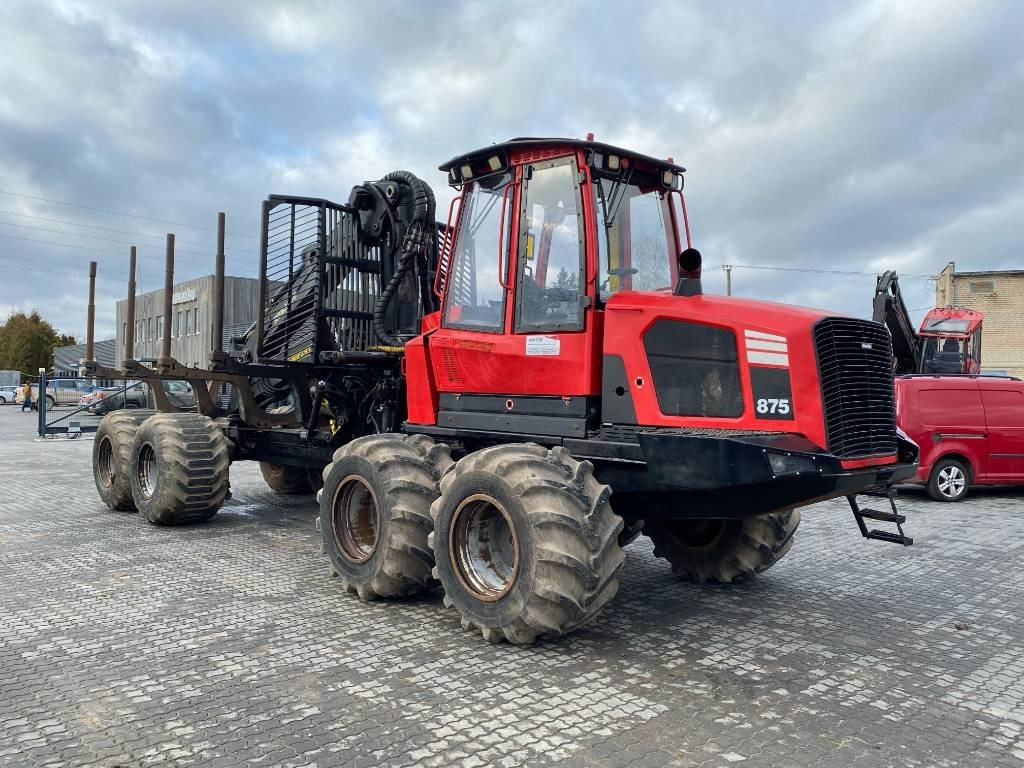 Komatsu 875 - Vyvážečka: obrázok 2 Komatsu 875 - Vyvážečka: obrázok 2