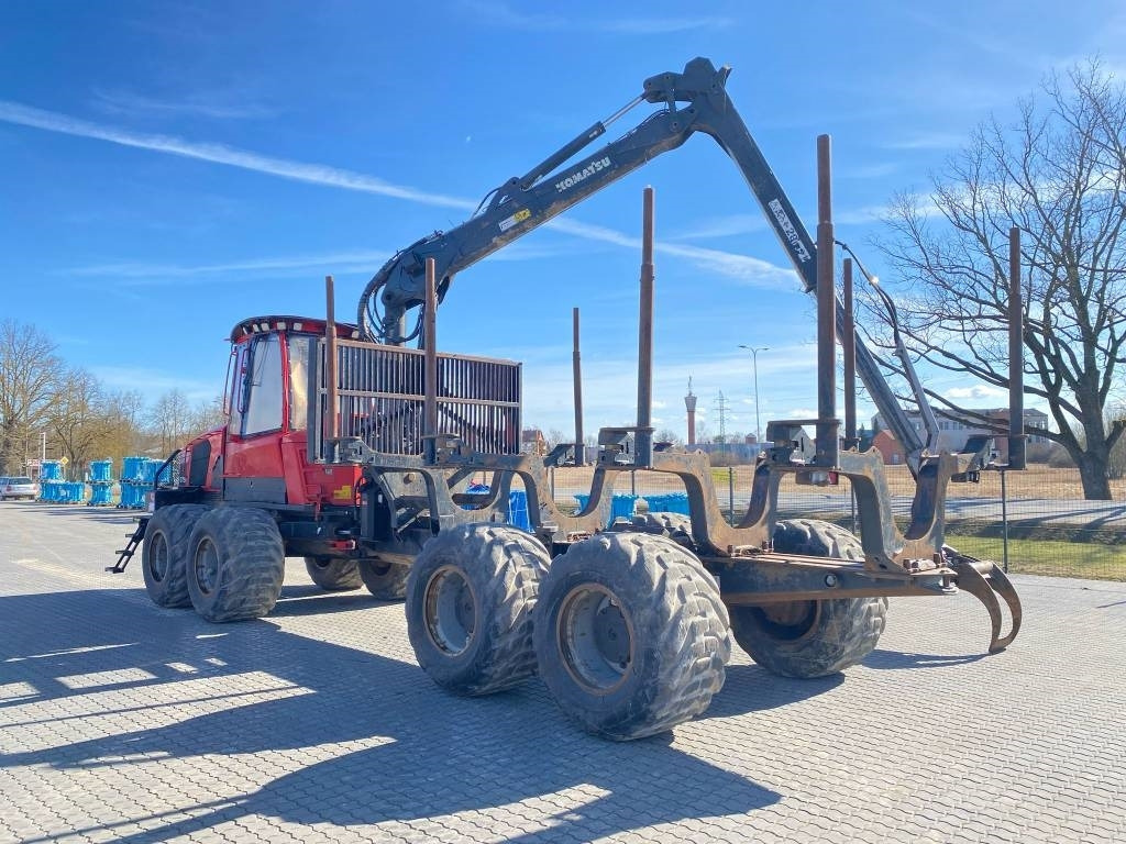 Komatsu 875 - Vyvážečka: obrázok 5 Komatsu 875 - Vyvážečka: obrázok 5