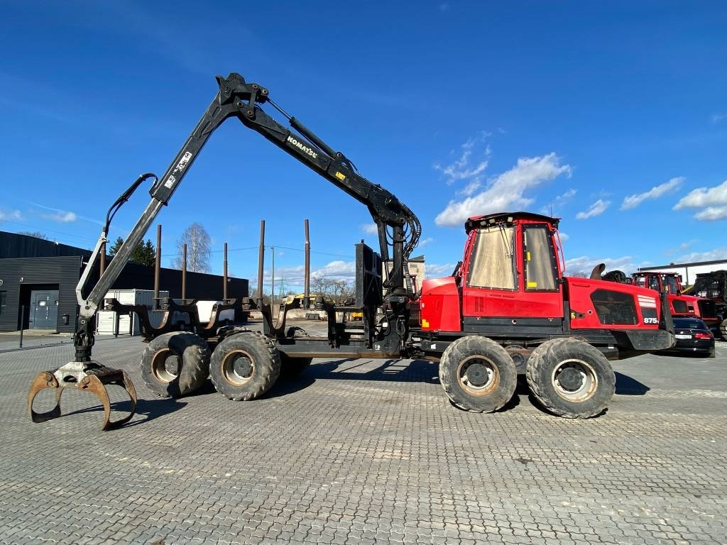 Komatsu 875 - Vyvážečka: obrázok 3 Komatsu 875 - Vyvážečka: obrázok 3