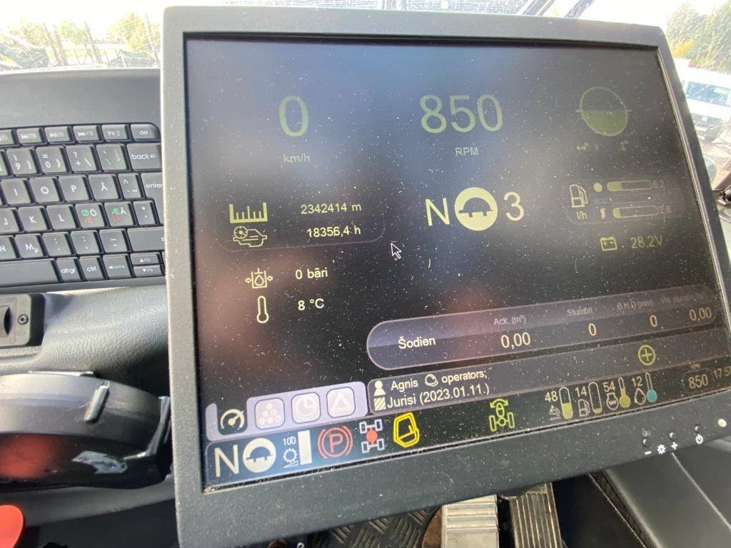 Leasing Komatsu 911.5  Komatsu 911.5: obrázok 15
