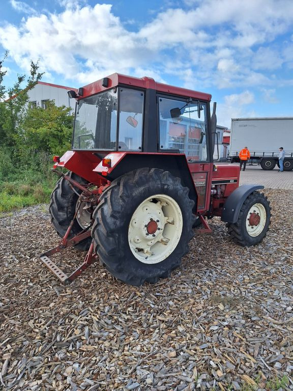 IHC 833 Allrad Kabine IHC 833 Allrad Kabine - Traktor: obrázok 4 IHC 833 Allrad Kabine IHC 833 Allrad Kabine - Traktor: obrázok 4