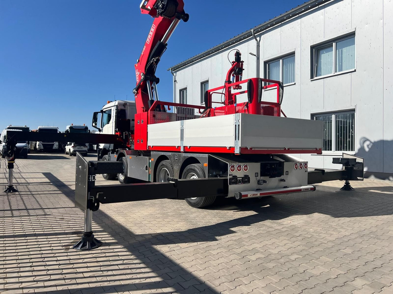 MAN 8x4 mit F1150RA.2.28 L616 Winde, 2.per. Korb - Auto s hydraulickou rukou: obrázok 3 MAN 8x4 mit F1150RA.2.28 L616 Winde, 2.per. Korb - Auto s hydraulickou rukou: obrázok 3