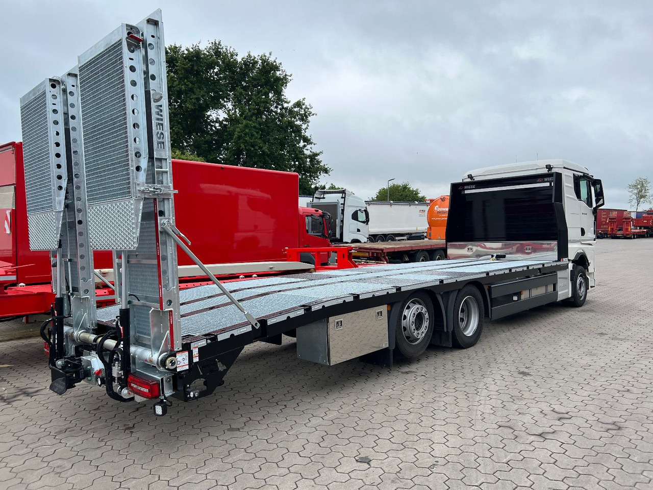 MAN Baumaschinen-  Arbeitsbühnentransporter Rampen - Odťahovy voz: obrázok 5 MAN Baumaschinen-  Arbeitsbühnentransporter Rampen - Odťahovy voz: obrázok 5