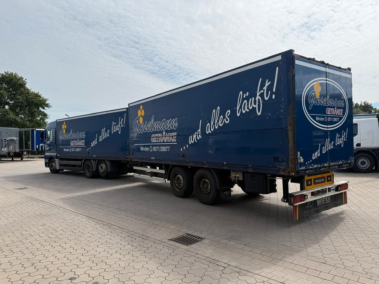 Přepravník nápojů MAN TGA mit Kofferaufbau/Getränkeaufbau + Anhänger: obrázok 12