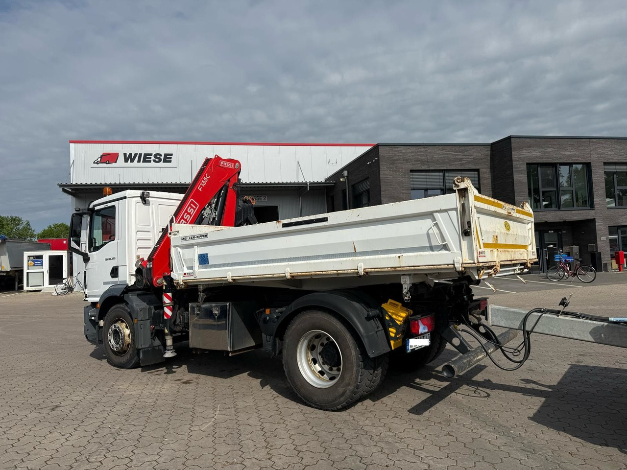 MAN TGM 18.320 4x2 BB Kran Fassi F135 Kipper Meiller - Auto s hydraulickou rukou: obrázok 4 MAN TGM 18.320 4x2 BB Kran Fassi F135 Kipper Meiller - Auto s hydraulickou rukou: obrázok 4