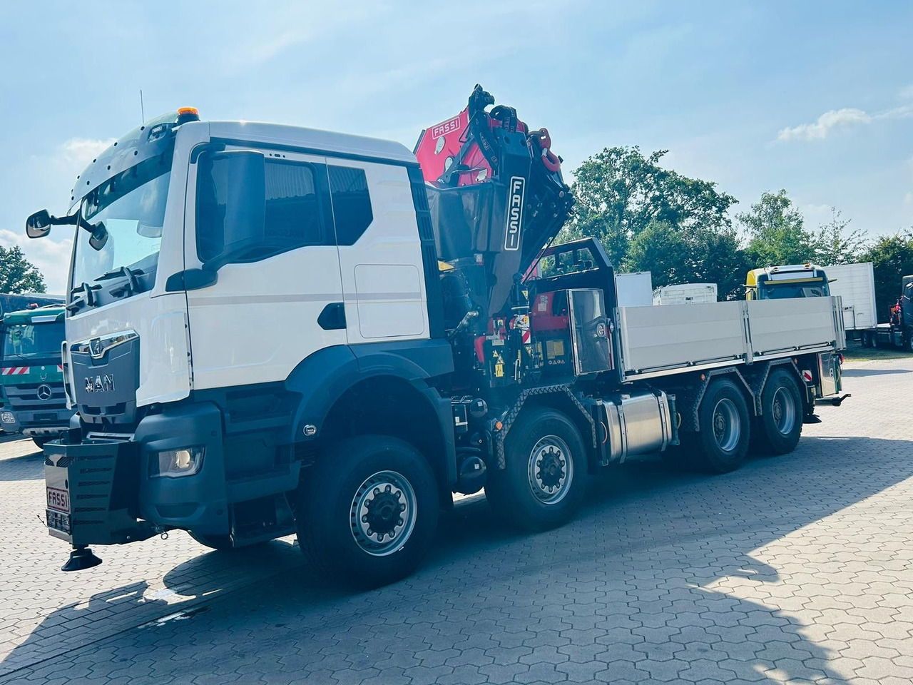 MAN TGS 41.520 8x8 mit Fassi Ladekran F710RA.2.26 - Valníkový/ Plošinový nákladný automobil: obrázok 5 MAN TGS 41.520 8x8 mit Fassi Ladekran F710RA.2.26 - Valníkový/ Plošinový nákladný automobil: obrázok 5