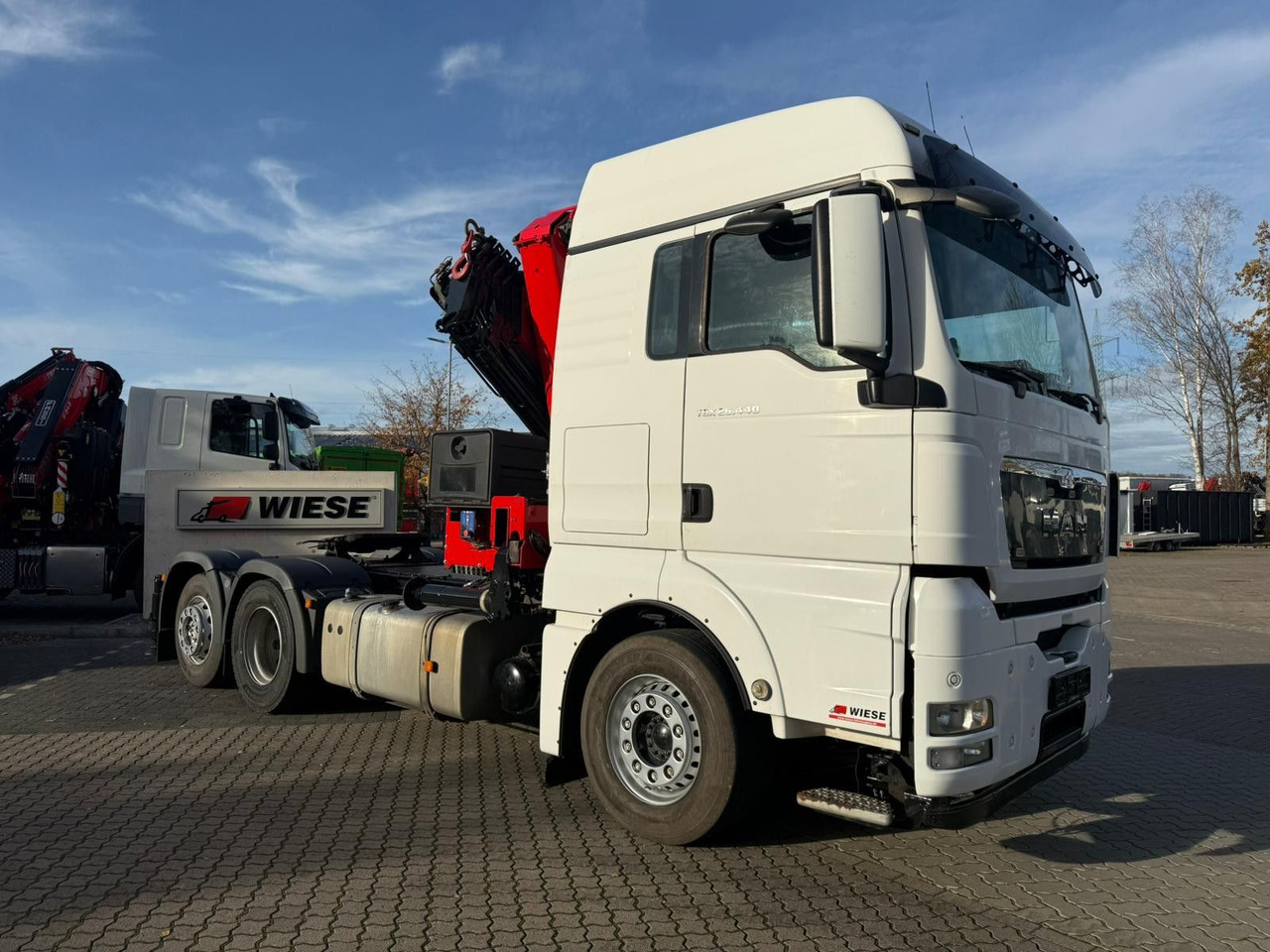 MAN TGX 26.440 6x2 mit HMF 3000-5 Kran Top Zustand - Auto s hydraulickou rukou: obrázok 3 MAN TGX 26.440 6x2 mit HMF 3000-5 Kran Top Zustand - Auto s hydraulickou rukou: obrázok 3
