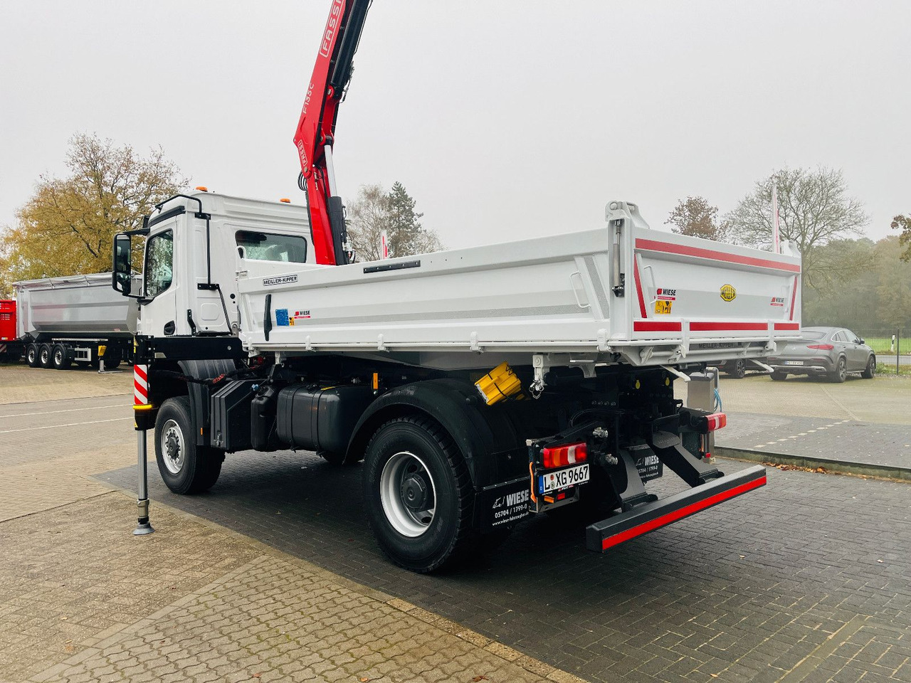 Mercedes-Benz Arocs 1835 4x4 Meiller Fassi F135 Kran Kipper - Sklápač, Auto s hydraulickou rukou: obrázok 4 Mercedes-Benz Arocs 1835 4x4 Meiller Fassi F135 Kran Kipper - Sklápač, Auto s hydraulickou rukou: obrázok 4