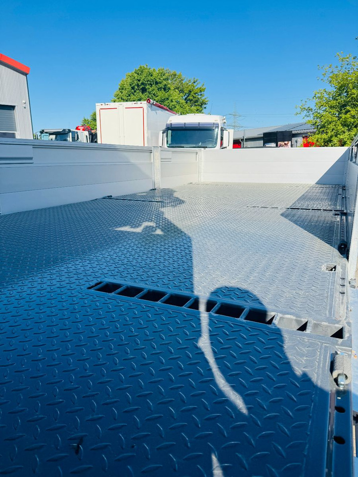 Volvo FH 500 8x2 mit F710RA.2.27 L426 und V20 Winde - Nákladné auto, Auto s hydraulickou rukou: obrázok 4 Volvo FH 500 8x2 mit F710RA.2.27 L426 und V20 Winde - Nákladné auto, Auto s hydraulickou rukou: obrázok 4