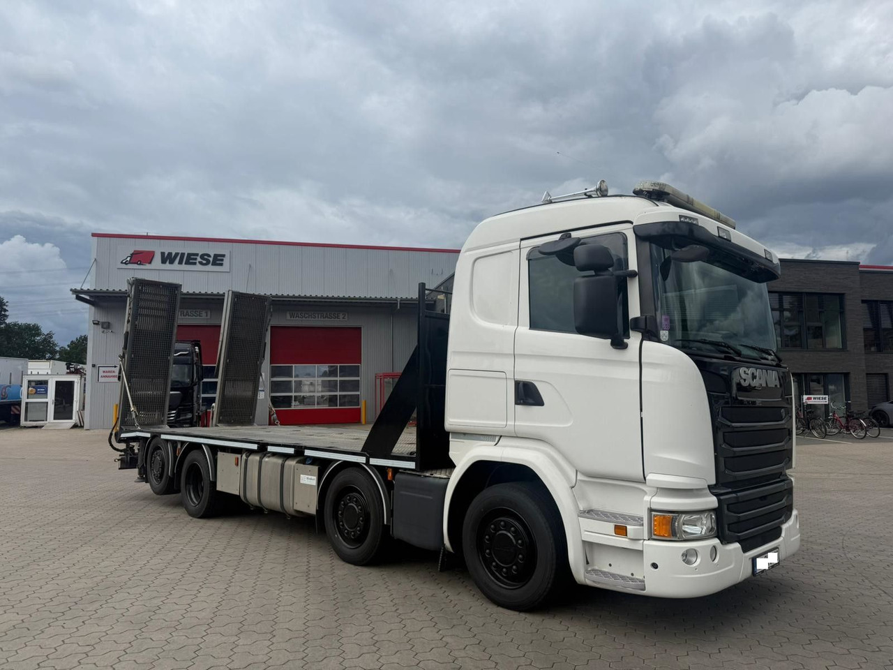 Scania G450 Baumaschinentransporter mit Rampen - Nákladné vozidlo na prepravu automobilov: obrázok 1 Scania G450 Baumaschinentransporter mit Rampen - Nákladné vozidlo na prepravu automobilov: obrázok 1