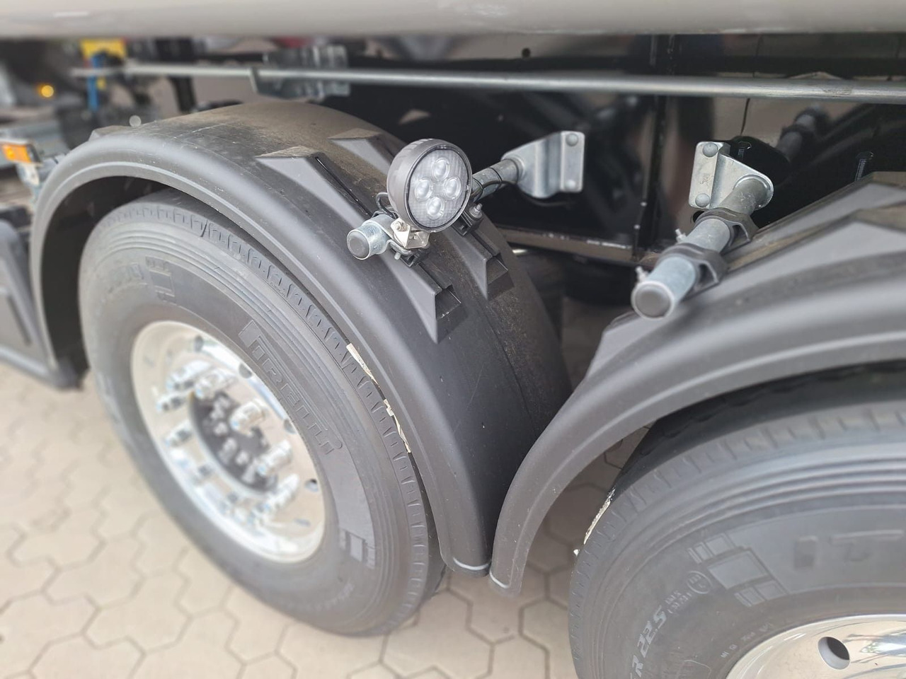 Náves sklápěcí Schmitz Cargobull Kipper 52m³ mit gekröpftem Chassis: obrázok 10