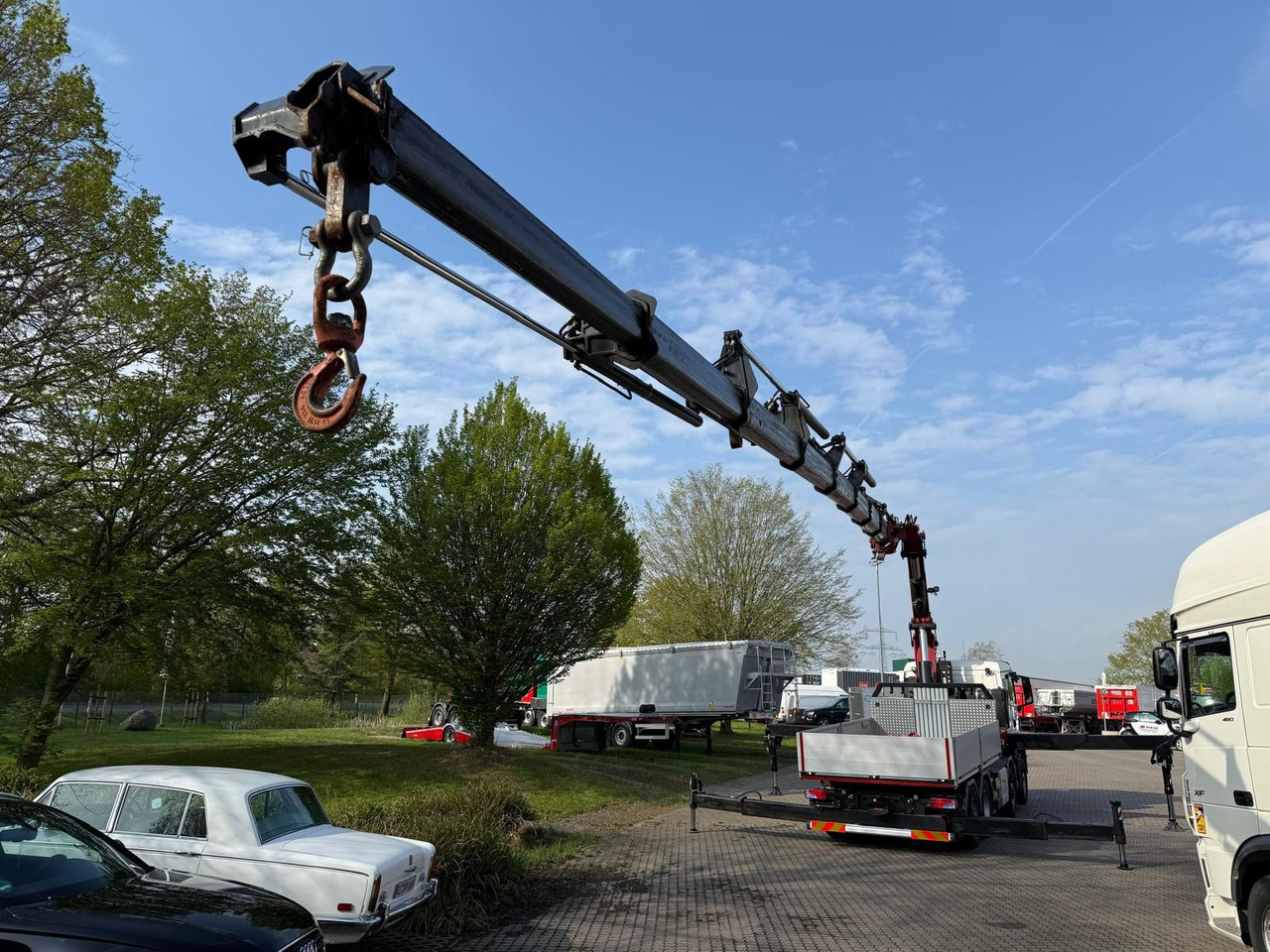 MAN 35.520 8x4 Fassi F800 RA2.28 OHNE ABSTÜTZÜBERWA. - Ťahač: obrázok 4 MAN 35.520 8x4 Fassi F800 RA2.28 OHNE ABSTÜTZÜBERWA. - Ťahač: obrázok 4