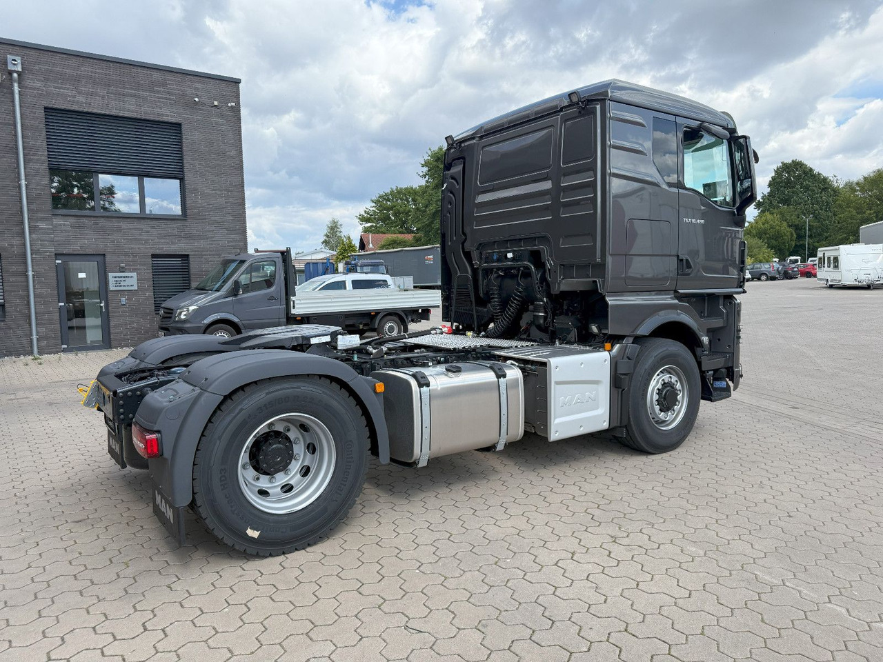 MAN TGX 18.480 4x2 HydroDrive Allrad mit Hydraulik - Ťahač: obrázok 3 MAN TGX 18.480 4x2 HydroDrive Allrad mit Hydraulik - Ťahač: obrázok 3