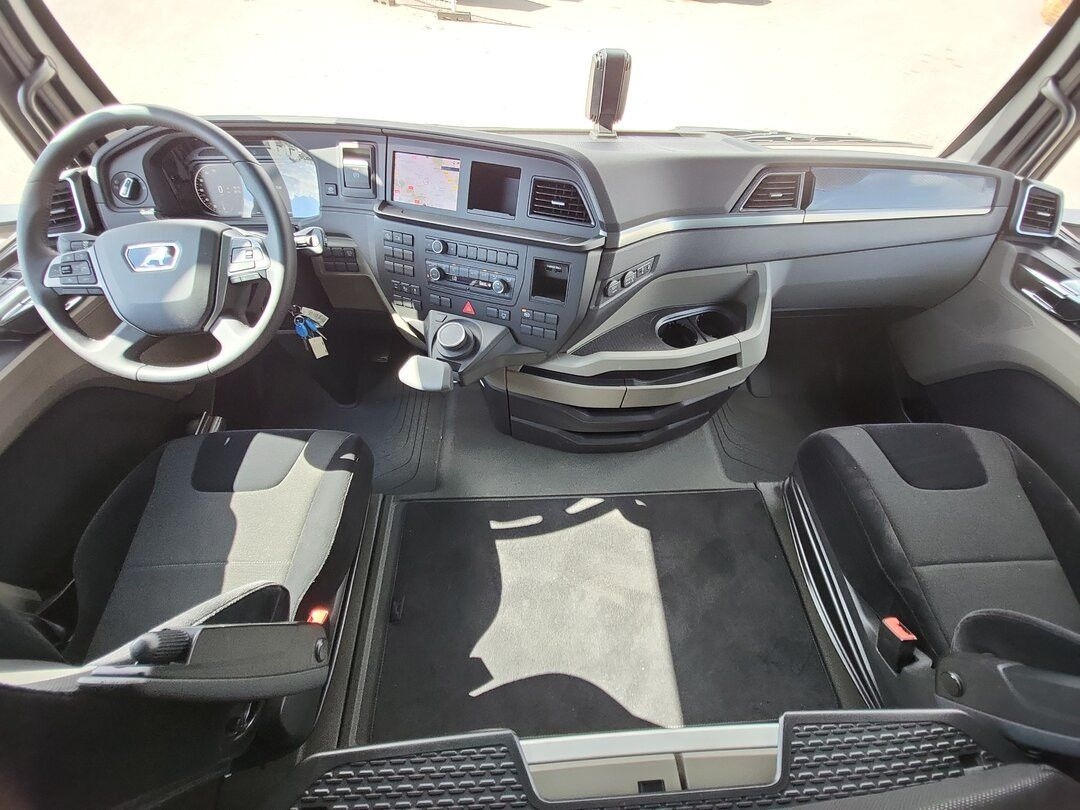 MAN TGX 18.520 GX 4x2 BL SA Euro 6 Sofort Verfügbar - Ťahač: obrázok 5 MAN TGX 18.520 GX 4x2 BL SA Euro 6 Sofort Verfügbar - Ťahač: obrázok 5