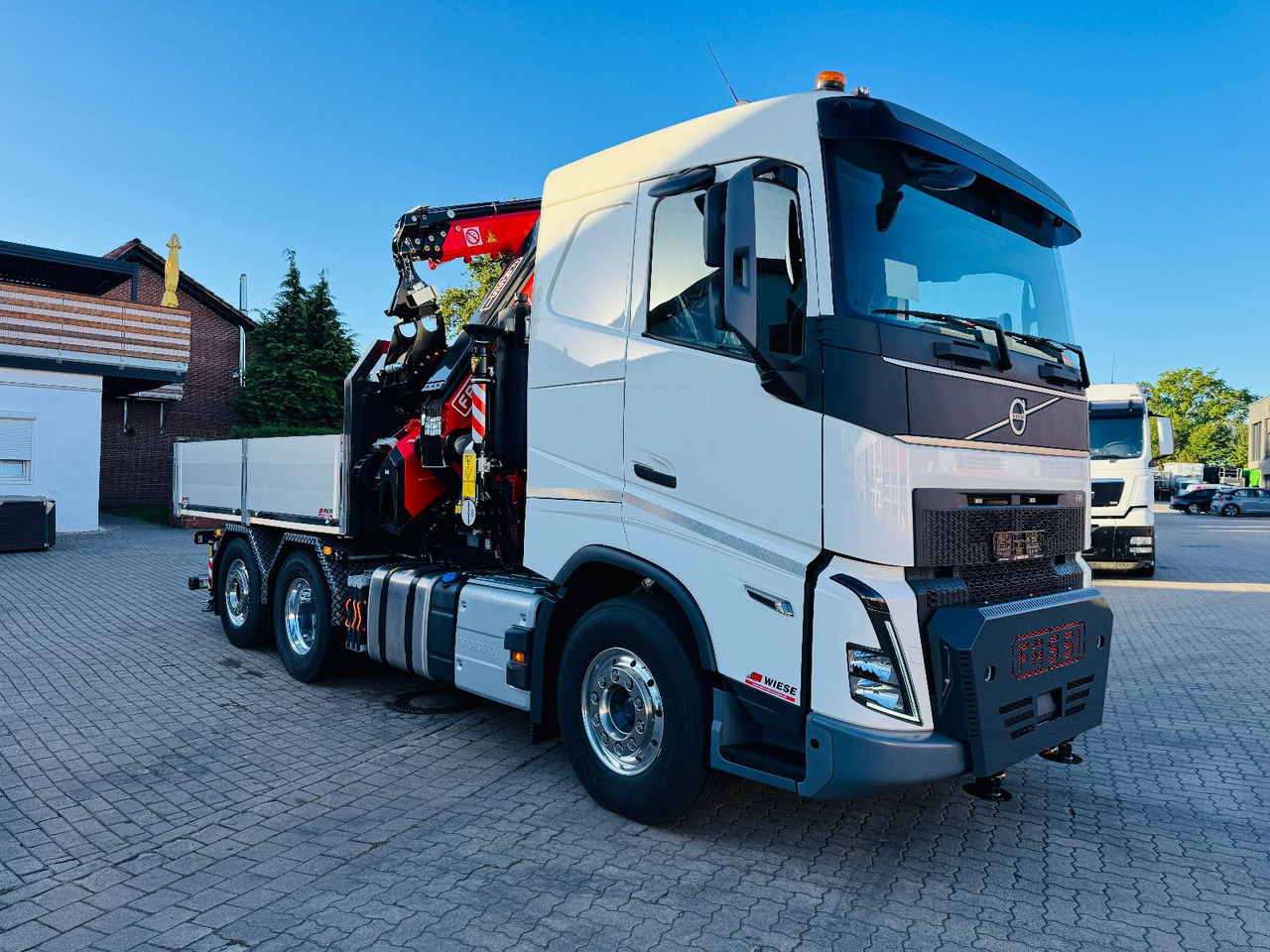 Volvo FH500 6x2 mit Fassi F545 2.27 JIB Winde sofort - Valníkový/ Plošinový nákladný automobil, Auto s hydraulickou rukou: obrázok 1 Volvo FH500 6x2 mit Fassi F545 2.27 JIB Winde sofort - Valníkový/ Plošinový nákladný automobil, Auto s hydraulickou rukou: obrázok 1