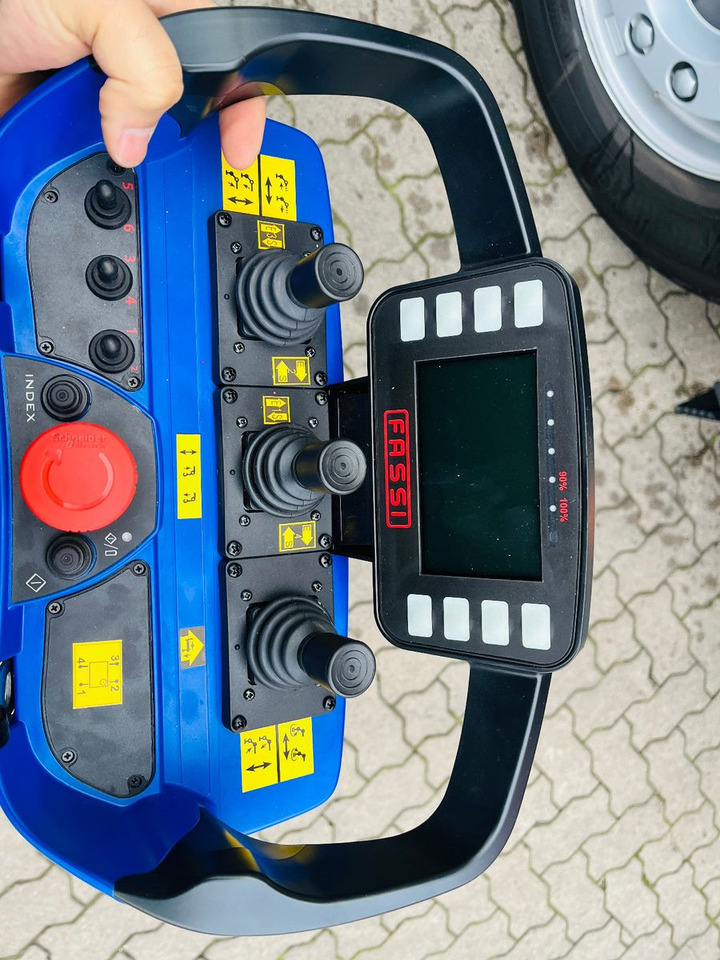 Volvo FMX 540 6x2 mit F545RA.2.28 - Auto s hydraulickou rukou: obrázok 5 Volvo FMX 540 6x2 mit F545RA.2.28 - Auto s hydraulickou rukou: obrázok 5