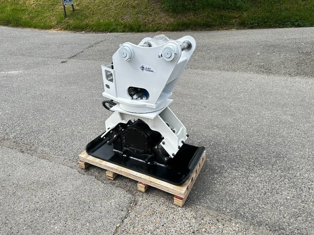 AJCE ACP5R Vibration Plate Compactor - Vibračná doska: obrázok 1 AJCE ACP5R Vibration Plate Compactor - Vibračná doska: obrázok 1