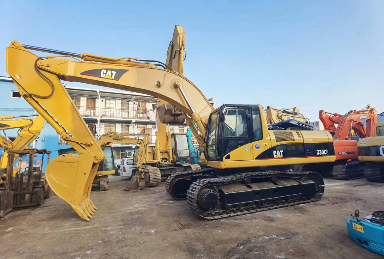 CATERPILLAR 330C - Pásové rýpadlo: obrázok 4 CATERPILLAR 330C - Pásové rýpadlo: obrázok 4