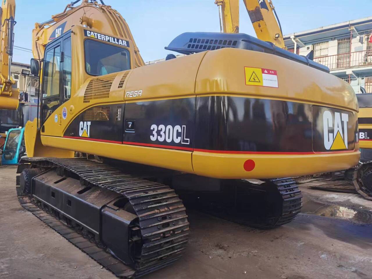 CATERPILLAR 330C - Pásové rýpadlo: obrázok 2 CATERPILLAR 330C - Pásové rýpadlo: obrázok 2