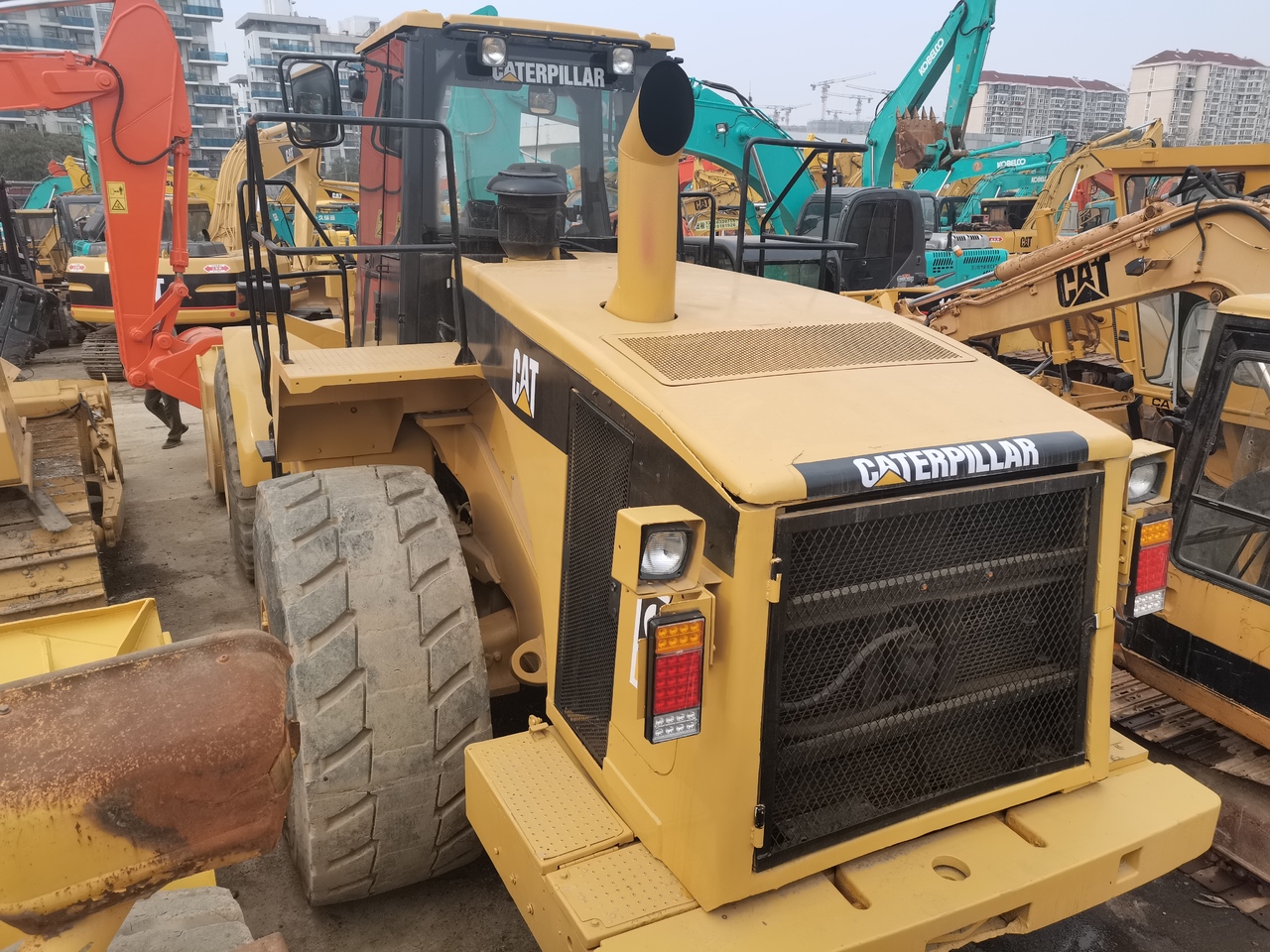 CATERPILLAR 980G - Kolesový nakladač: obrázok 3 CATERPILLAR 980G - Kolesový nakladač: obrázok 3