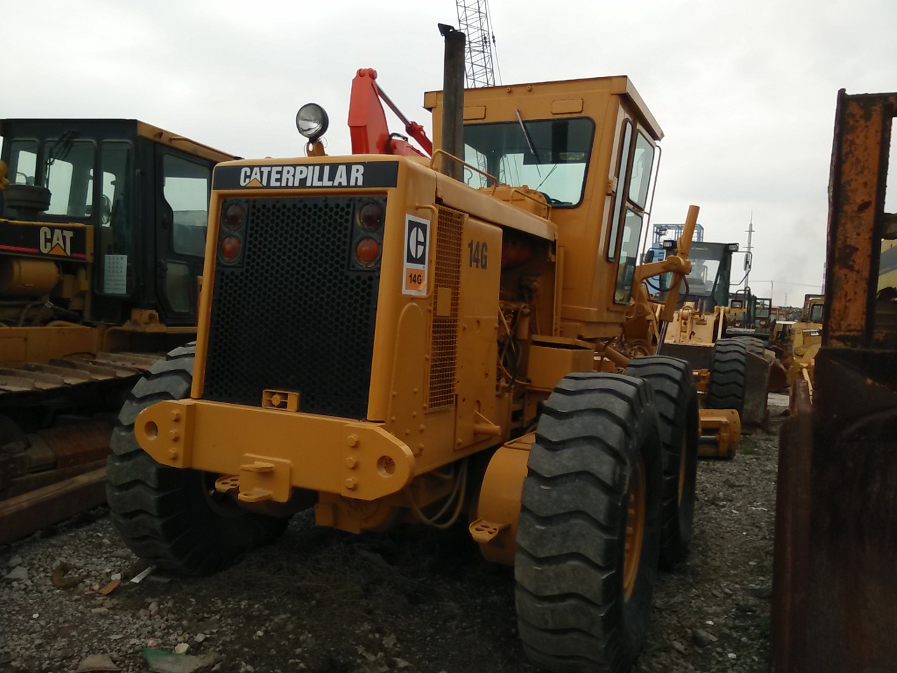 CATERPILLAR CAT-14G-Grader - Zrovnávač: obrázok 3 CATERPILLAR CAT-14G-Grader - Zrovnávač: obrázok 3
