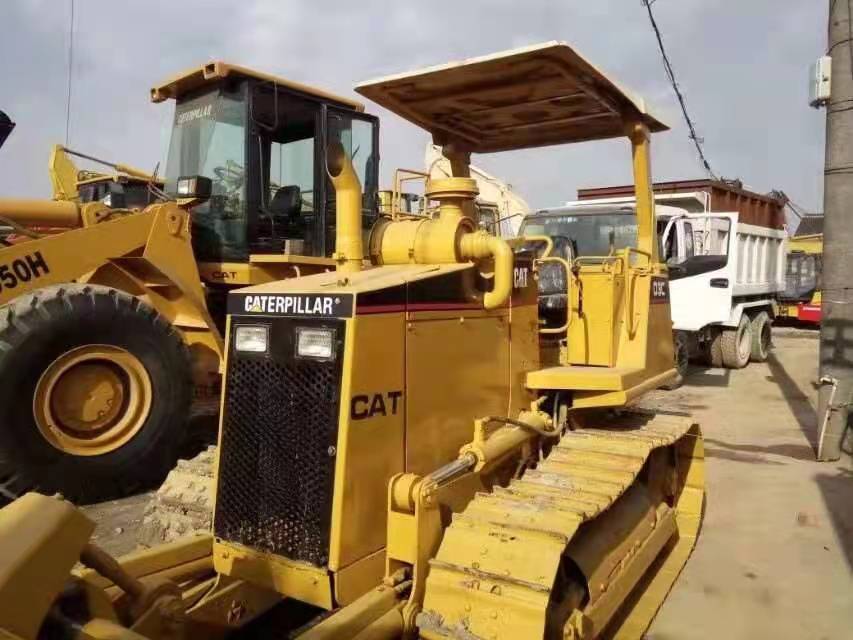 CATERPILLAR D3C - Buldozér: obrázok 3 CATERPILLAR D3C - Buldozér: obrázok 3