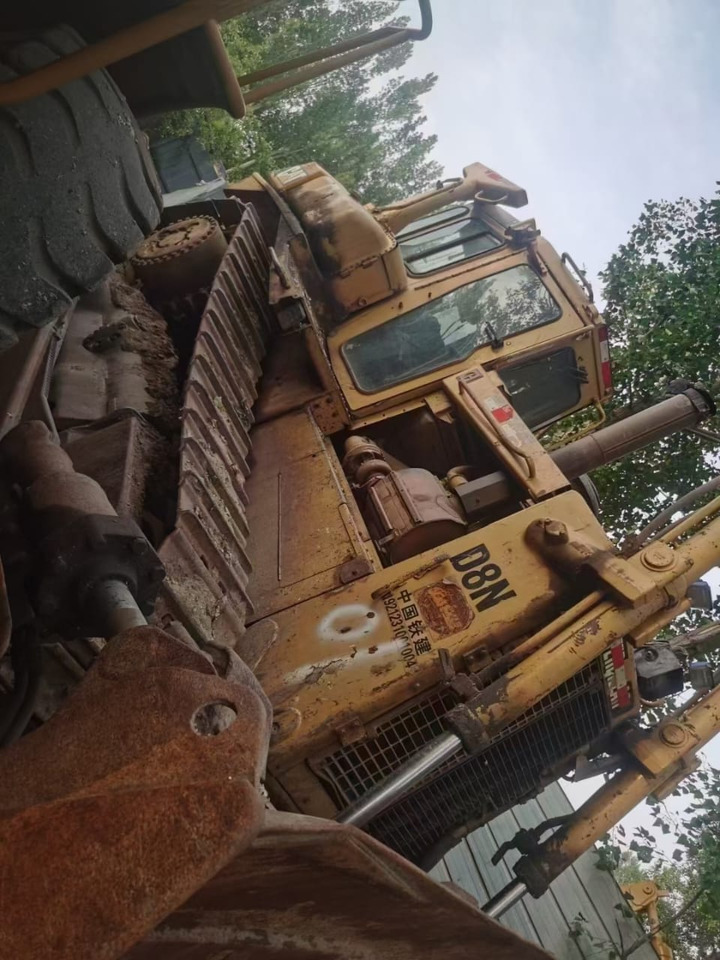 CATERPILLAR D8N - Buldozér: obrázok 2 CATERPILLAR D8N - Buldozér: obrázok 2
