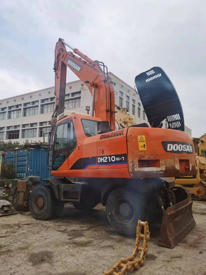 DOOSAN DH210W-7 - Kolesové rýpadlo: obrázok 1 DOOSAN DH210W-7 - Kolesové rýpadlo: obrázok 1