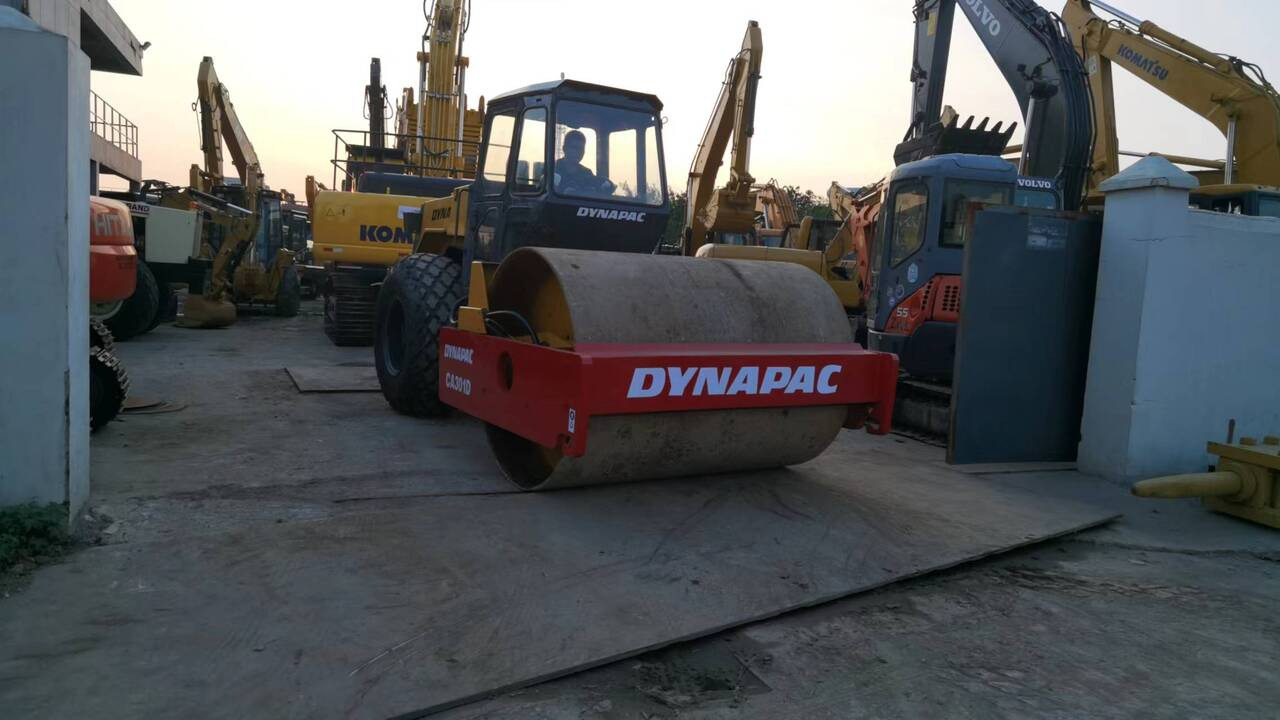 DYNAPAC CA301D-roller - Valec: obrázok 5 DYNAPAC CA301D-roller - Valec: obrázok 5