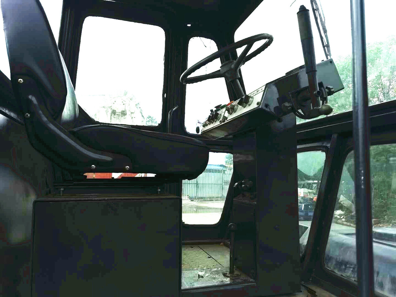 DYNAPAC CC421 - Valec: obrázok 4 DYNAPAC CC421 - Valec: obrázok 4