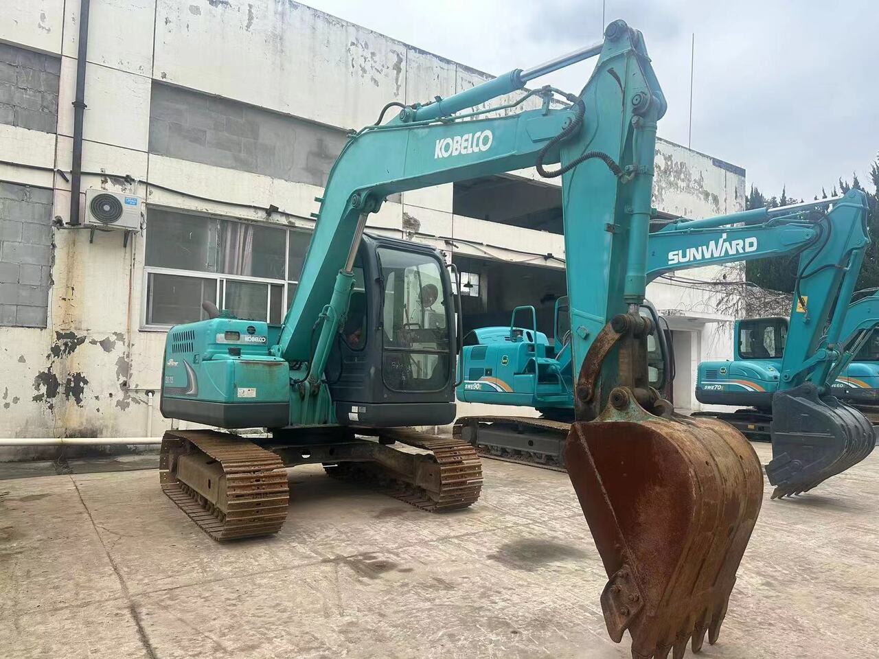 KOBELCO SK75 - Mini rýpadlo: obrázok 4 KOBELCO SK75 - Mini rýpadlo: obrázok 4