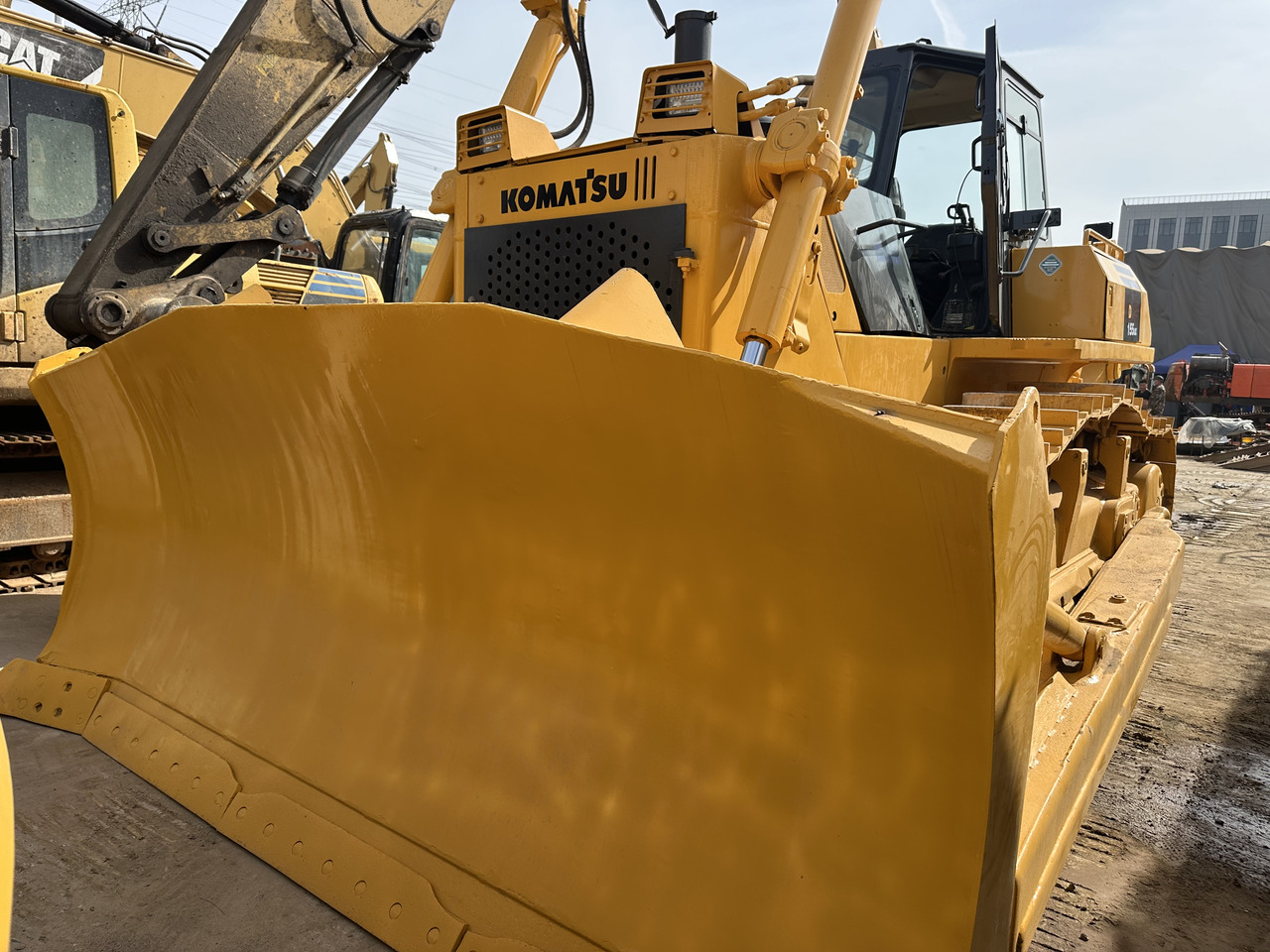 KOMATSU D155A-2 - Buldozér: obrázok 4 KOMATSU D155A-2 - Buldozér: obrázok 4