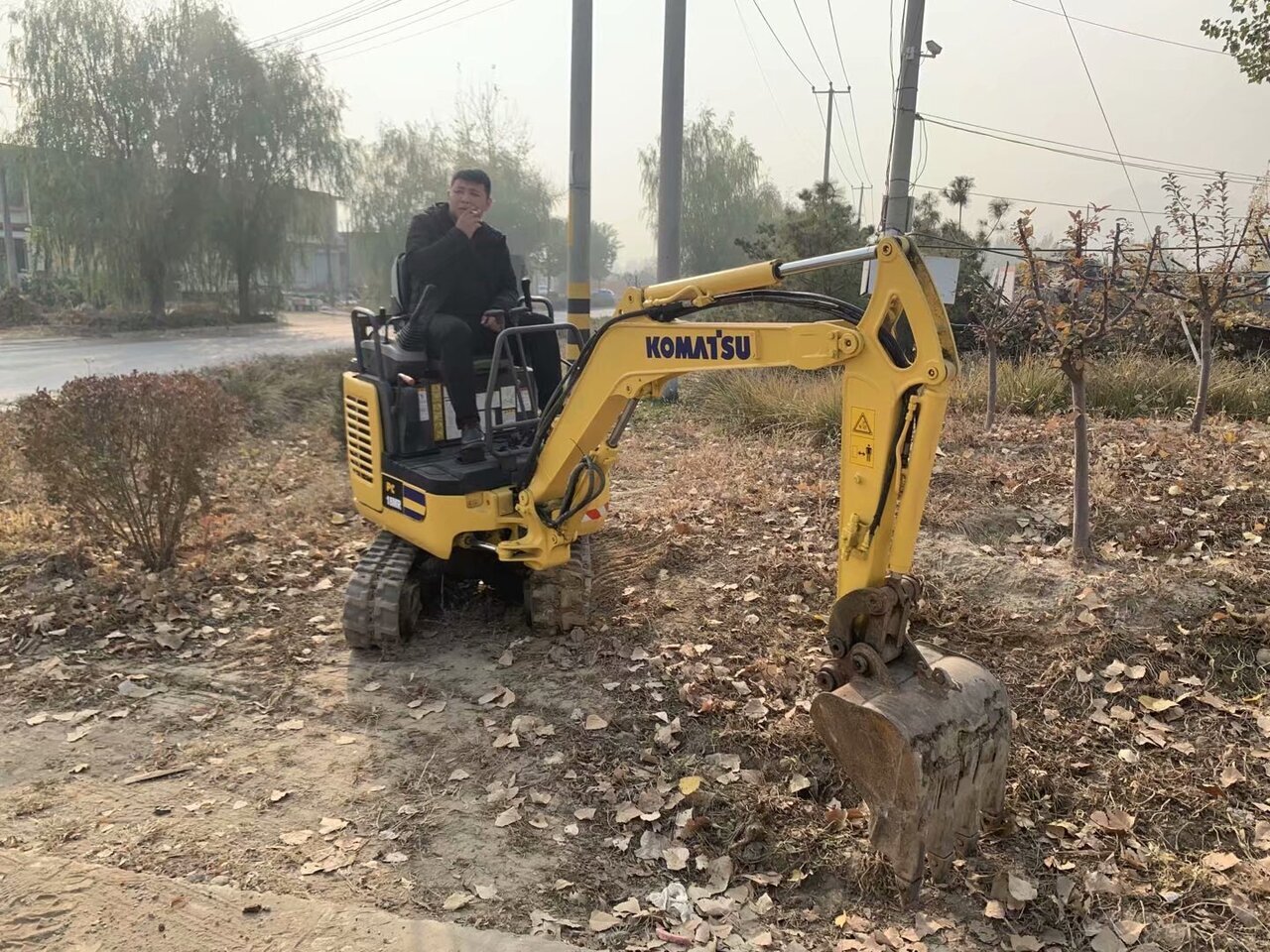 KOMATSU PC18MR - Pásové rýpadlo: obrázok 1 KOMATSU PC18MR - Pásové rýpadlo: obrázok 1