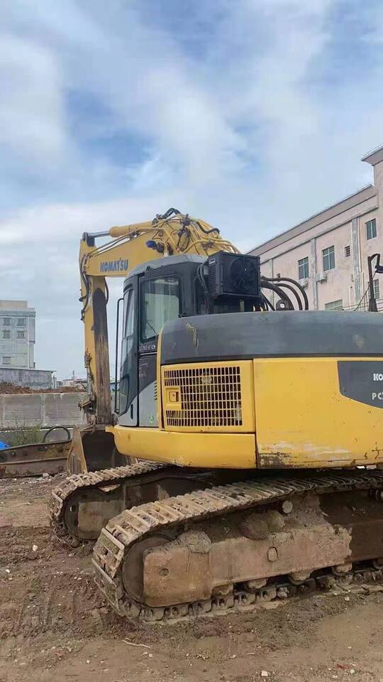 KOMATSU PC228US - Pásové rýpadlo: obrázok 1 KOMATSU PC228US - Pásové rýpadlo: obrázok 1