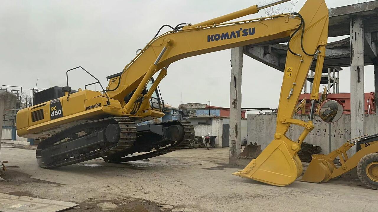 KOMATSU PC450-8 - Pásové rýpadlo: obrázok 2 KOMATSU PC450-8 - Pásové rýpadlo: obrázok 2