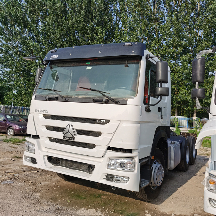 HOWO HOWO-6x4 371hp tractor - Ťahač: obrázok 2 HOWO HOWO-6x4 371hp tractor - Ťahač: obrázok 2