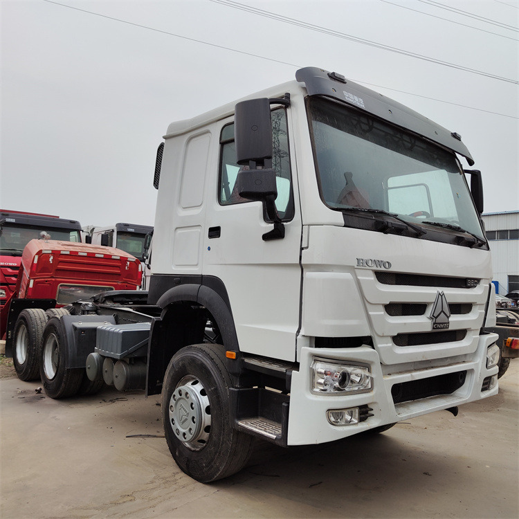 HOWO HOWO 6x4 380 tractor - Ťahač: obrázok 2 HOWO HOWO 6x4 380 tractor - Ťahač: obrázok 2