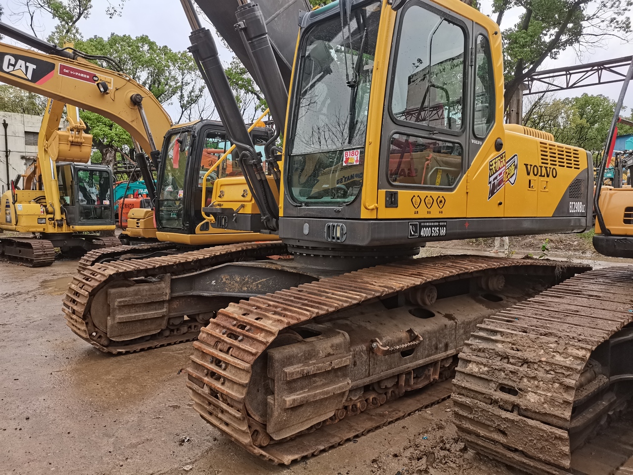 VOLVO EC290BLC - Pásové rýpadlo: obrázok 4 VOLVO EC290BLC - Pásové rýpadlo: obrázok 4