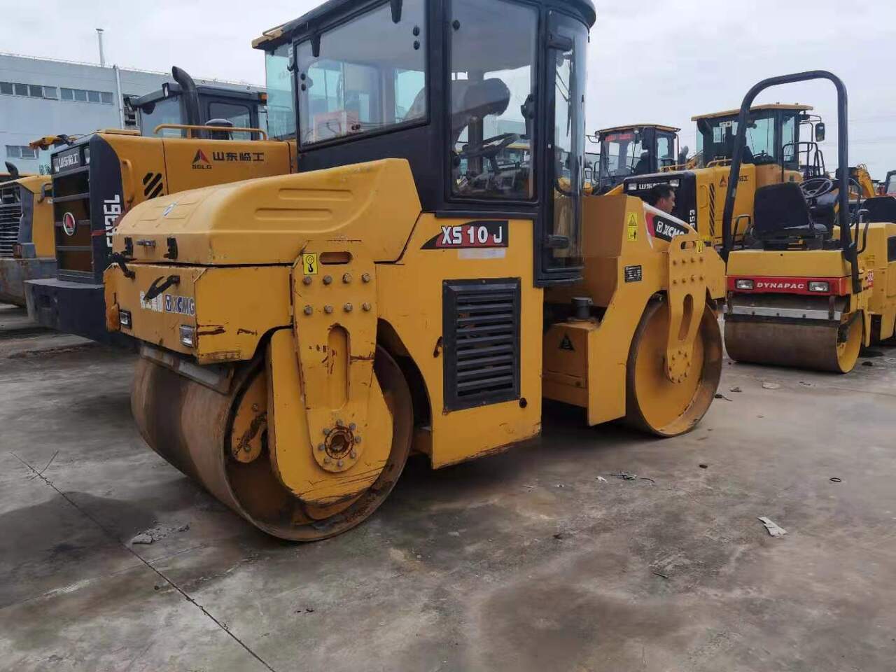 XCMG XS10J - Valec: obrázok 2 XCMG XS10J - Valec: obrázok 2