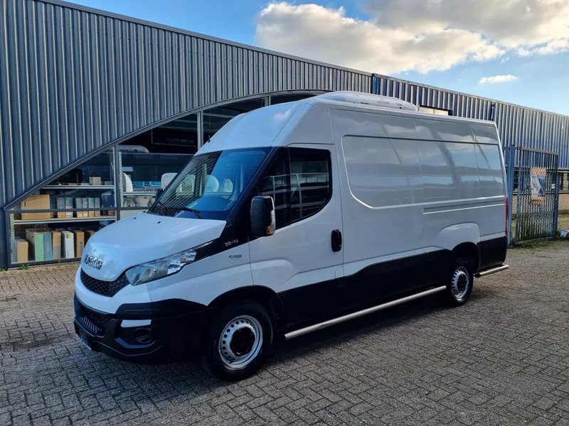 Iveco Daily 35S14 Kuhlwagen -20 Standby 230V/ CNG/ Erdgas - Chladiarenská dodávka: obrázok 4 Iveco Daily 35S14 Kuhlwagen -20 Standby 230V/ CNG/ Erdgas - Chladiarenská dodávka: obrázok 4