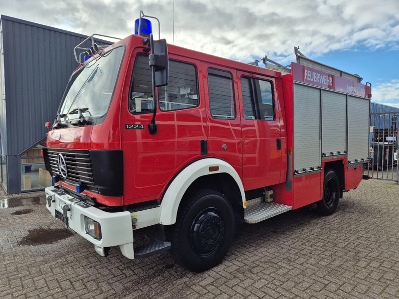 Mercedes-Benz SK 1224 4x4 FIRETRUCK/ FEUERWEHR/ 2400L TANK/ EXPEDITION - Hasičské vozidlo: obrázok 5 Mercedes-Benz SK 1224 4x4 FIRETRUCK/ FEUERWEHR/ 2400L TANK/ EXPEDITION - Hasičské vozidlo: obrázok 5