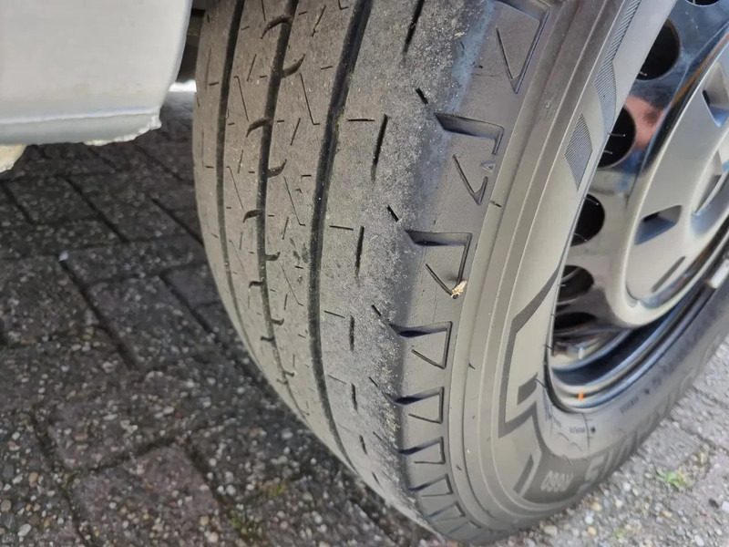 Furgon Mercedes-Benz Sprinter 316 CDI 163 PK L2H2 EURO 6C: obrázok 19 Furgon Mercedes-Benz Sprinter 316 CDI 163 PK L2H2 EURO 6C: obrázok 19